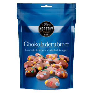 Nordthy Chokoladerubiner. Lys chokolade med chokoladeknapper i blå pose med genluk